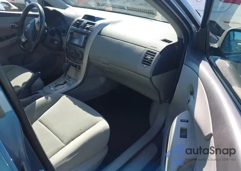 2013 Toyota Corolla Le z USA, uszkodzony, nr VIN 5YFBU4EE4DP117312